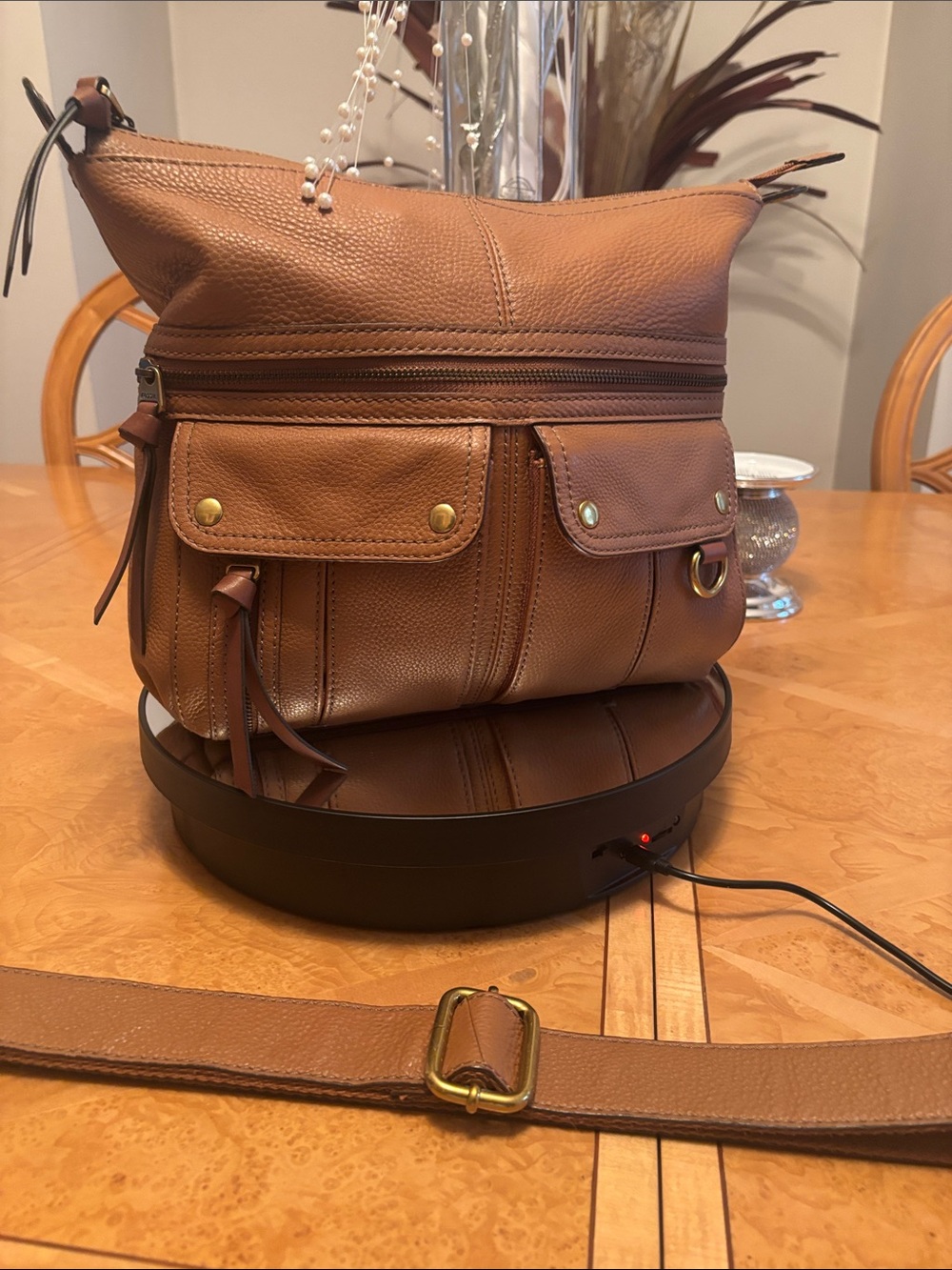 Like New Fossil pebbled leather caramel shoulder bag